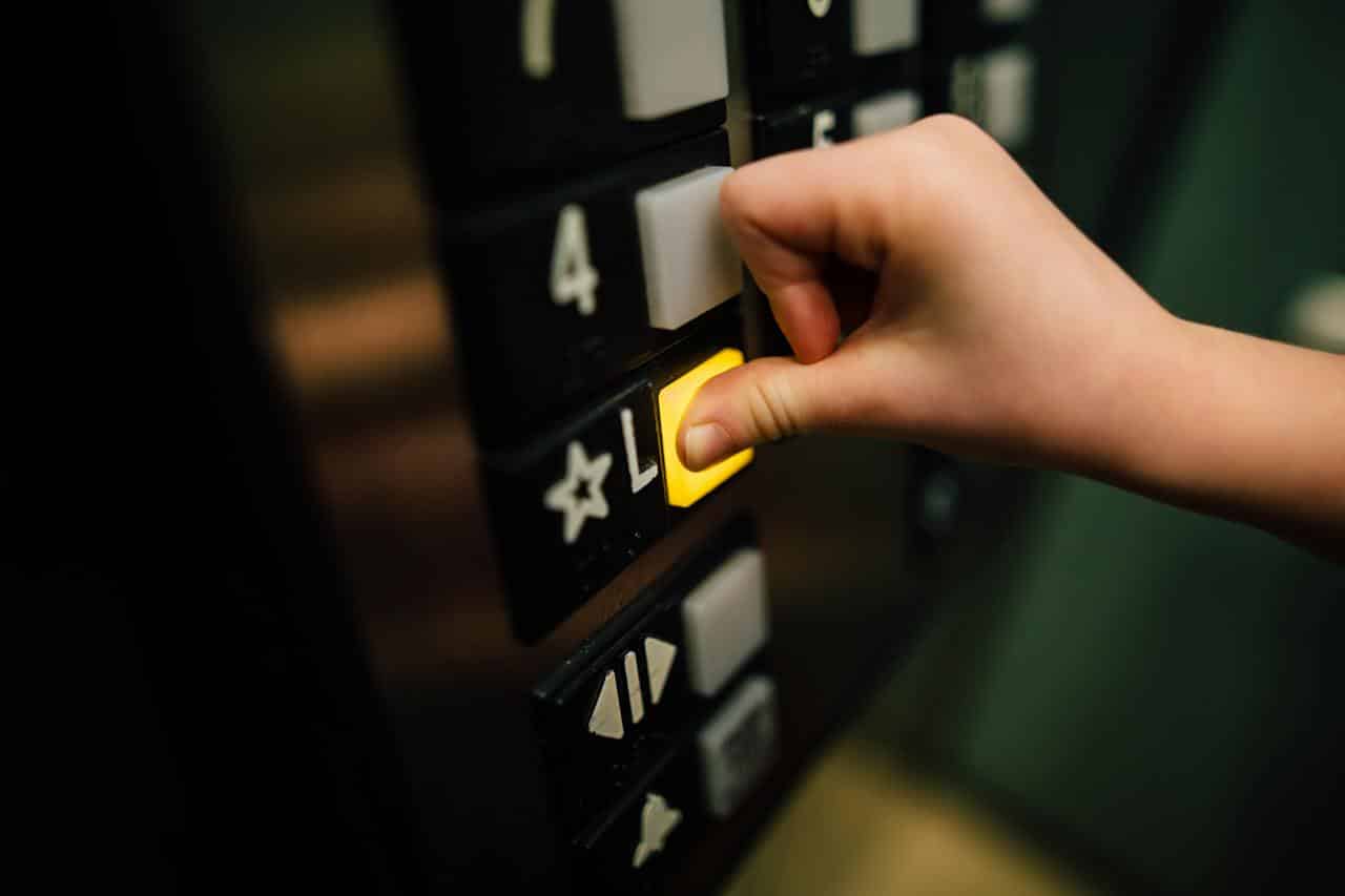 cómo realizar una mudanza sin ascensor